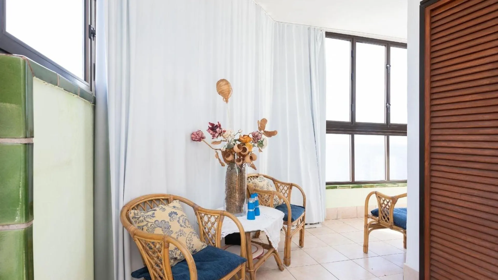 Luxurioeses Apartment Mit Zwei Balkonen Und Meerblick, Langzeitmiete Moeglich Costa Del Silencio 0*,  Spain