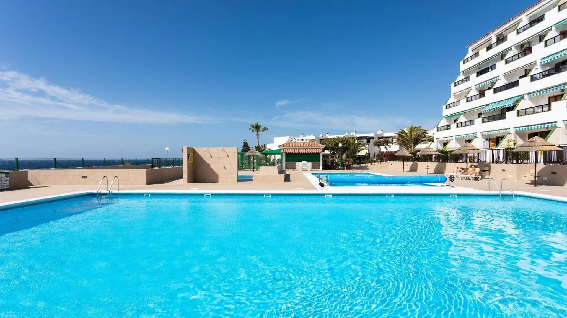 Luxurioeses Apartment Mit Zwei Balkonen Und Meerblick, Langzeitmiete Moeglich Costa Del Silencio